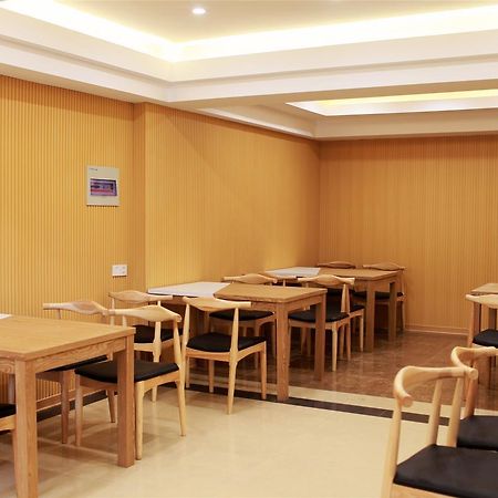 Greentree Inn Jiangxi Fuzhou Gandong Bridge Express Hotel Экстерьер фото