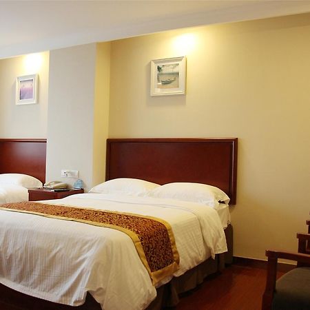 Greentree Inn Jiangxi Fuzhou Gandong Bridge Express Hotel Экстерьер фото