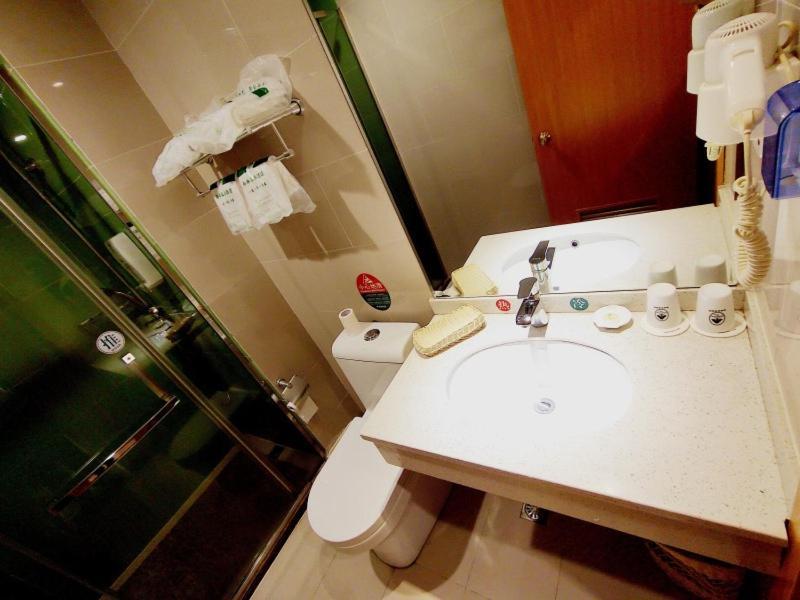Greentree Inn Jiangxi Fuzhou Gandong Bridge Express Hotel Экстерьер фото