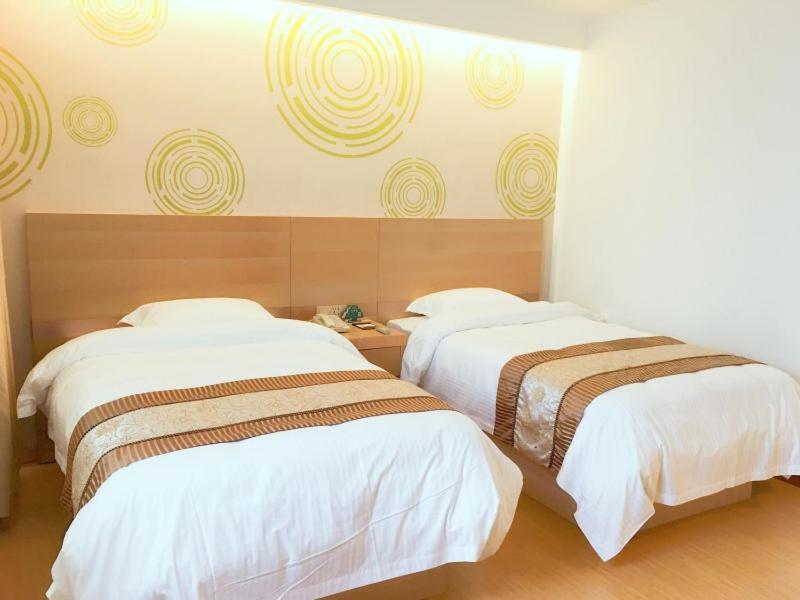 Greentree Inn Jiangxi Fuzhou Gandong Bridge Express Hotel Экстерьер фото