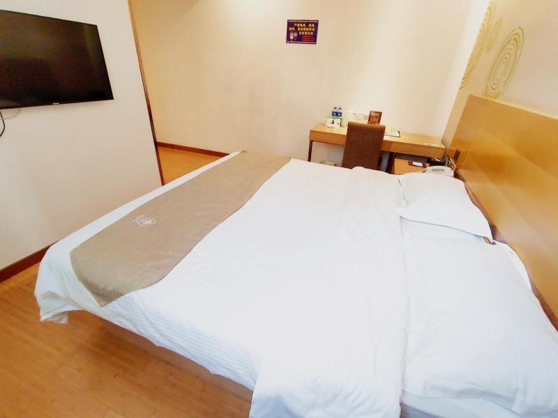 Greentree Inn Jiangxi Fuzhou Gandong Bridge Express Hotel Экстерьер фото