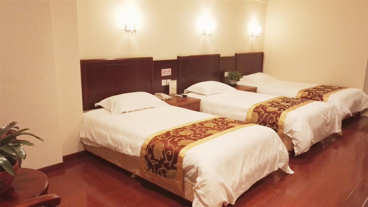 Greentree Inn Jiangxi Fuzhou Gandong Bridge Express Hotel Экстерьер фото