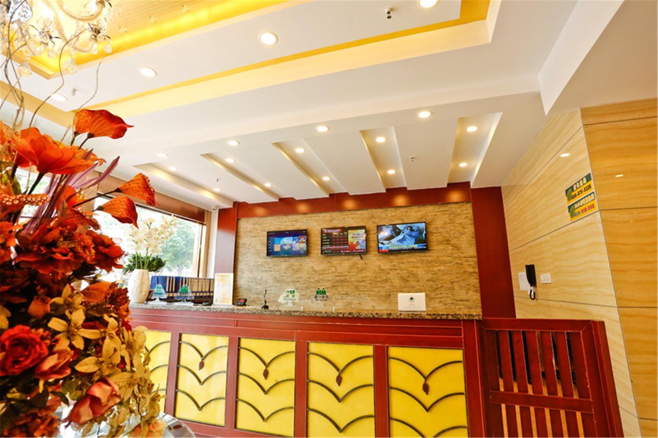 Greentree Inn Jiangxi Fuzhou Gandong Bridge Express Hotel Экстерьер фото