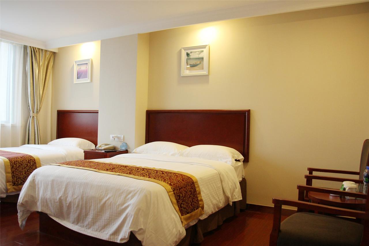 Greentree Inn Jiangxi Fuzhou Gandong Bridge Express Hotel Экстерьер фото